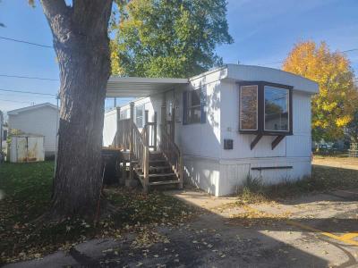 Mobile Home at 10525 W Greenfield Ave #33 West Allis, WI 53214