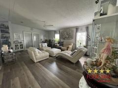 Photo 5 of 25 of home located at 1637 Calvin Cir Kissimmee, FL 34746