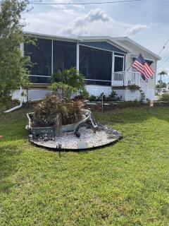 Photo 1 of 16 of home located at 1306 Quarterdeck Lane Ruskin, FL 33570