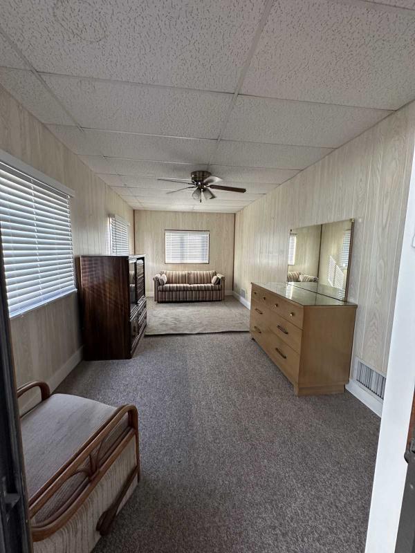 1985 Manufactured Home