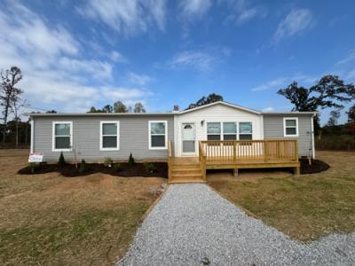 Mobile Home at 208 Community Dr Madisonville, TN 37354