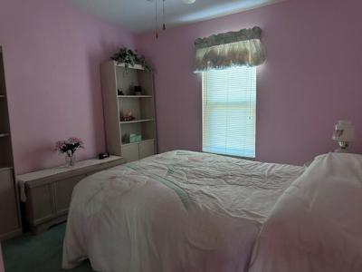 Photo 5 of 11 of home located at 418 Kingslake Drive Debary, FL 32713