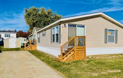 Mobile Home at 6214 Bentwood Circle East White Lake, MI 48383