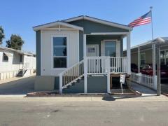 Photo 1 of 6 of home located at 10525 Somerset Blvd. #20 Bellflower, CA 90706