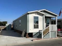 Photo 2 of 6 of home located at 10525 Somerset Blvd. #20 Bellflower, CA 90706