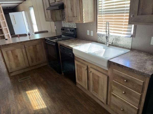 2018 ANNIVERSARY 31ANN16763AH18 Manufactured Home