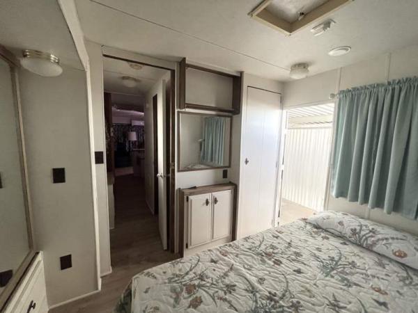 1982 OakP Manufactured Home