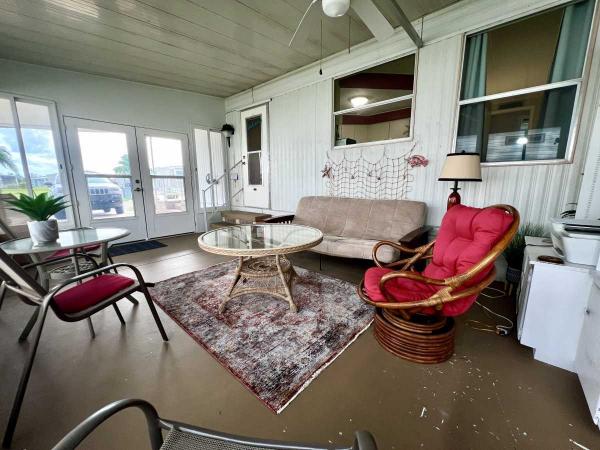 1981 FLEE FLMHS 2BD/2BA Manufactured Home