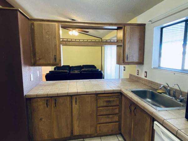 1990 GOLDEN WEST Manufactured Home