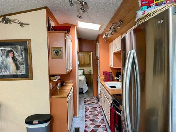 1990 Cavco Manufactured Home