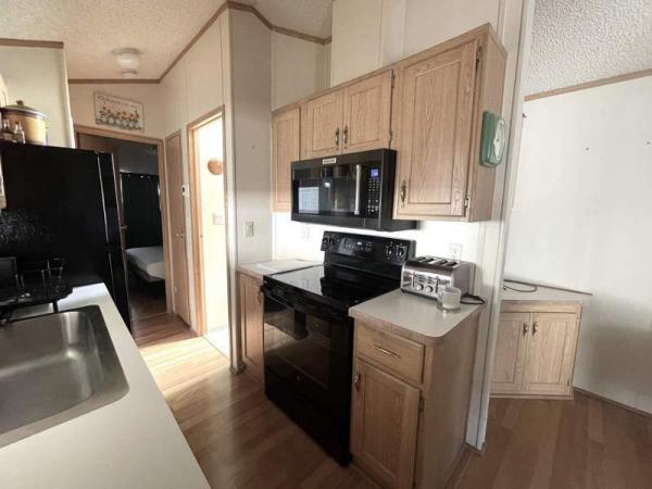 1995 Cavco Manufactured Home