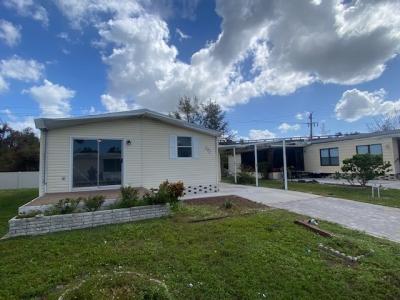 Mobile Home at 5700 Bayshore Road Lot 542 Palmetto, FL 34221