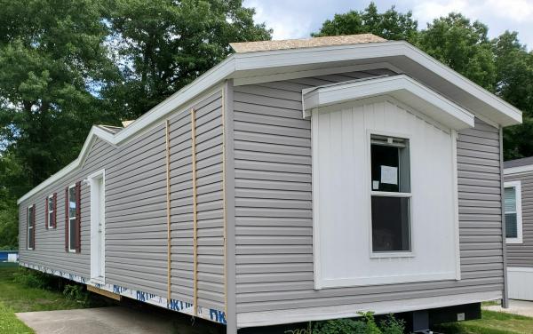 2020 Champion Dutch Edge II Mobile Home