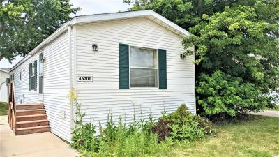 Mobile Home at 45709 Nichole Dr., Site #108 Macomb, MI 48044