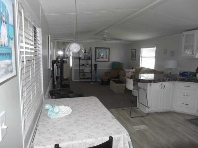 Photo 5 of 19 of home located at 6907 Coconut Grove Circle Ellenton, FL 34222