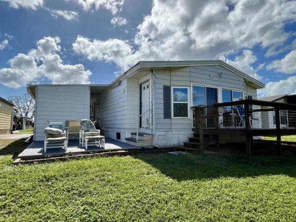 1988 Palm Harbor Manufactured Home