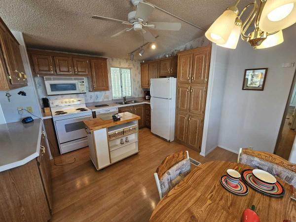 1996 Redman Manufactured Home