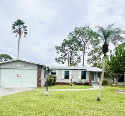 Mobile Home at 19488 Sun Air Ct. North Fort Myers, FL 33903