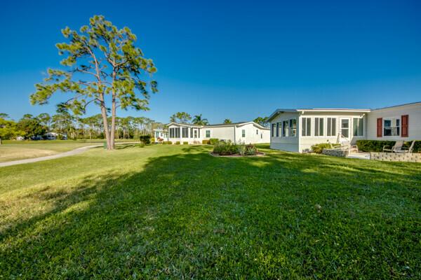 1993 Palm Harbor Manufactured Home