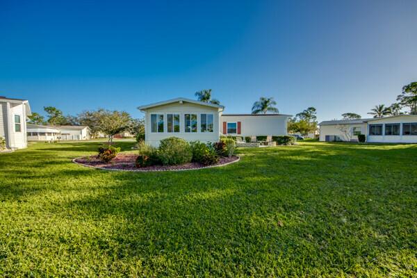 1993 Palm Harbor Manufactured Home