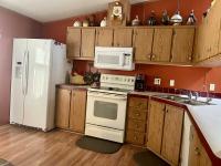 1999 Lakepointe Manufactured Home