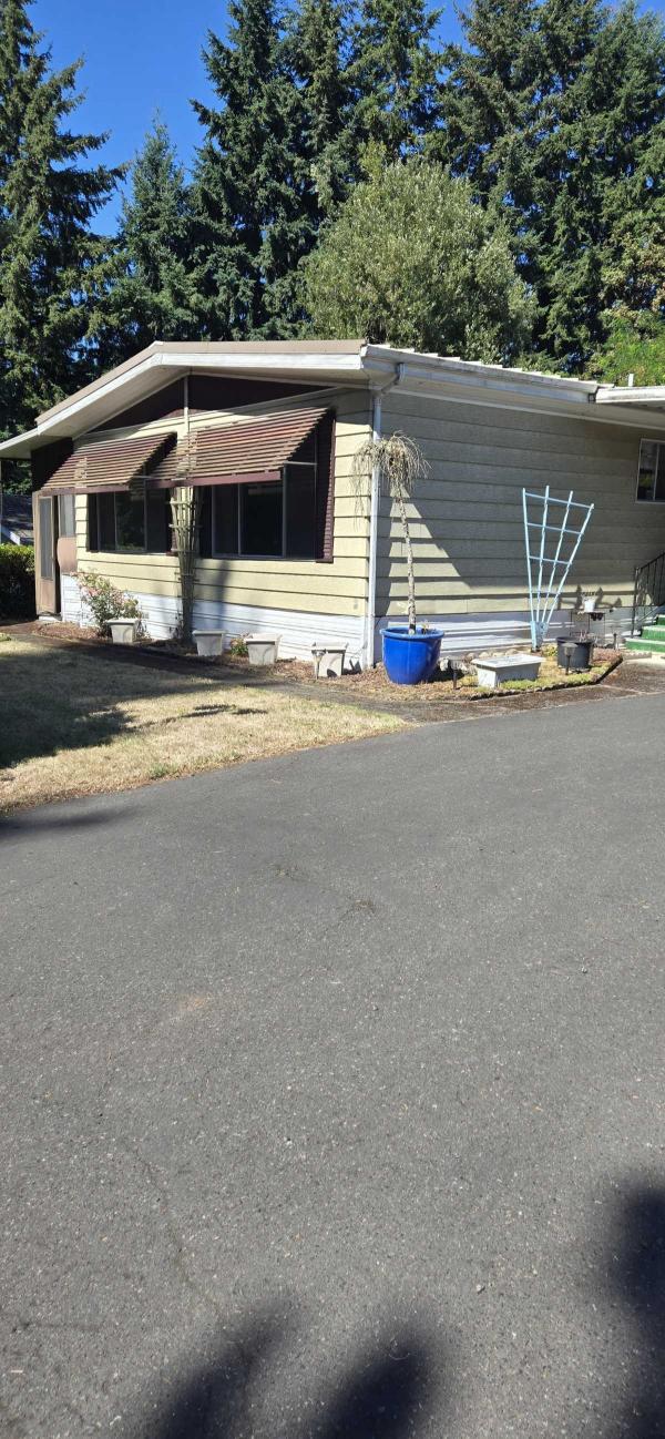 Photo 1 of 2 of home located at 10400 NE 72nd Ave #10 Vancouver, WA 98686