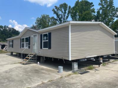 Mobile Home at 1111 Florida Ave. SW Denham Springs, LA 70726