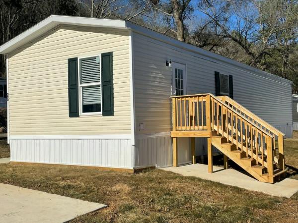 2022 Clayton Maynardville Classic 56 Manufactured Home