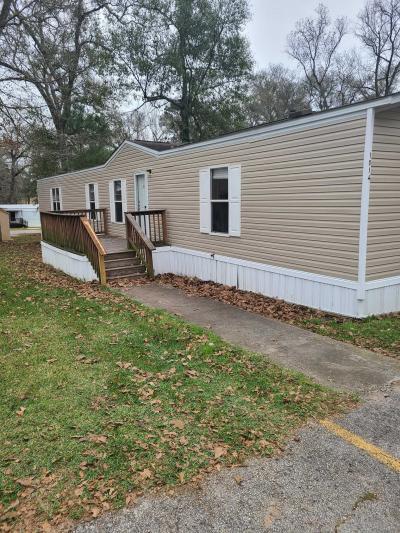 Mobile Home at 1014 Frostwood Huntsville, TX 77340