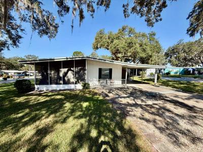 Mobile Home at 306 Balsam Cir Lady Lake, FL 32159