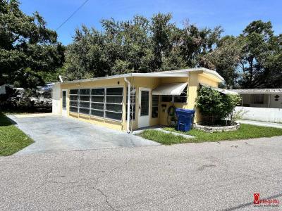 Mobile Home at 12300 Seminole Blvd, Lot 18 Largo, FL 33778