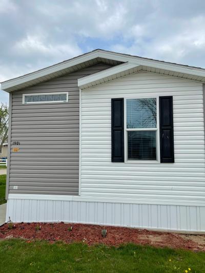 Mobile Home at 1901 Central Drive SW Lot 178 Cedar Rapids, IA 52404