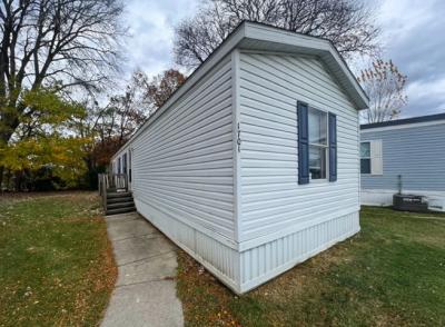 Mobile Home at 1701 Christine Terrace Lot 106 Madison Heights, MI 48071