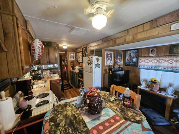 1983 1BR/1BA Mobile Home