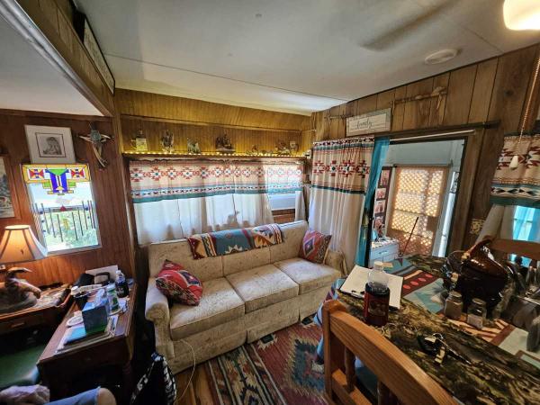 1983 1BR/1BA Mobile Home