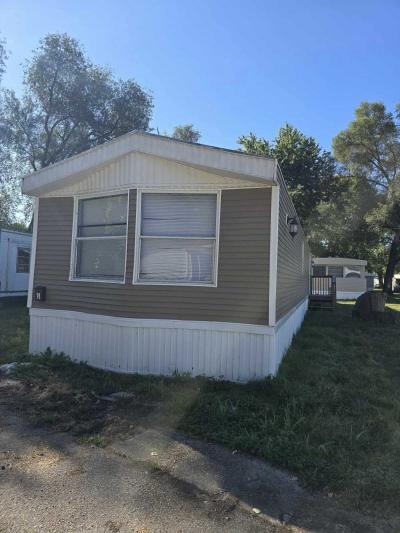 Mobile Home at 670 E Union St Lot 11 Waterloo, IN 46793