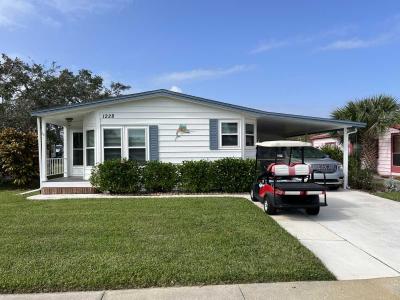 Mobile Home at 1228 La Flosita Dr Port Orange, FL 32129