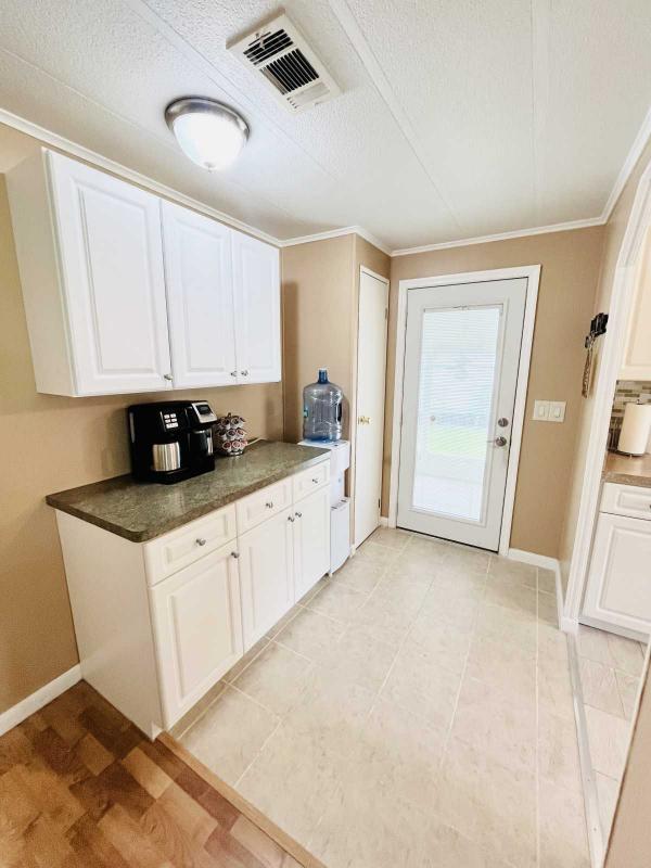 1983 Thin Manufactured Home