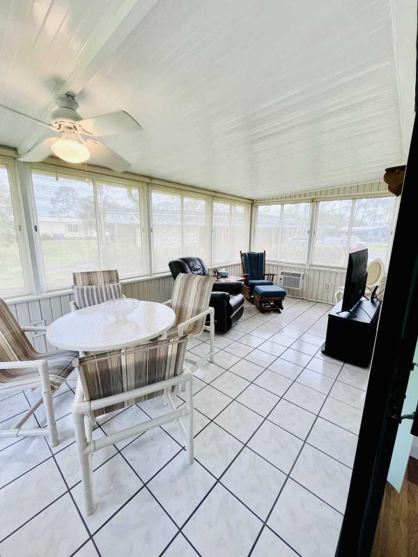 1983 Thin Manufactured Home