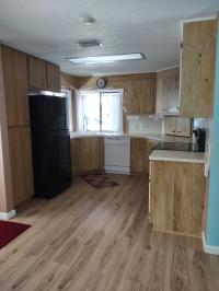 1985 Manufactured Home