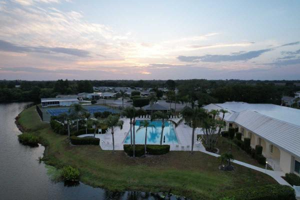 1989 Palm Harbor Manufactured Home