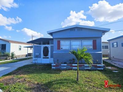 Mobile Home at 508 44th Avenue E, Lot F3 Bradenton, FL 34203