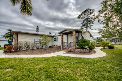 Mobile Home at 19759 Cypress Woods Ct. Lakeland, FL 33803