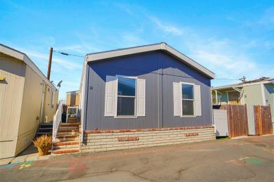 Mobile Home at 7560 Woodman Place, Spc 58 Van Nuys, CA 91405