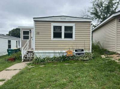 Mobile Home at 32 Judith Dr Chaska, MN 55318