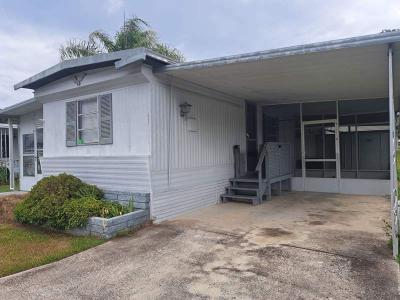 Mobile Home at 39651 Calamanda Ave Zephyrhills, FL 33542