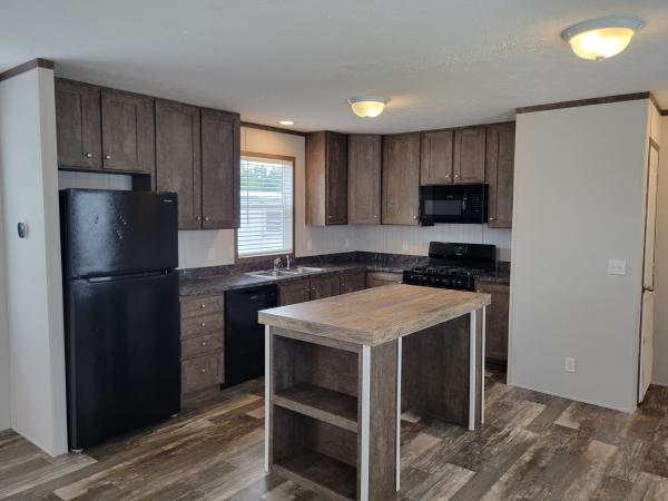 2022 Clayton - Wakarusa Mobile Home For Sale