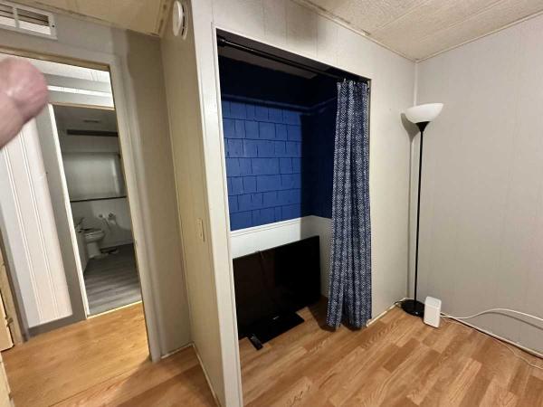 1981 Mobile Home