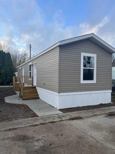 Mobile Home at 5904 142nd Ave Lot 14 Holland, MI 49423