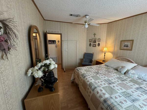 1986 Manufactured Home